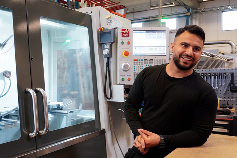 Hamed bearbejder aluminiumsprofiler
